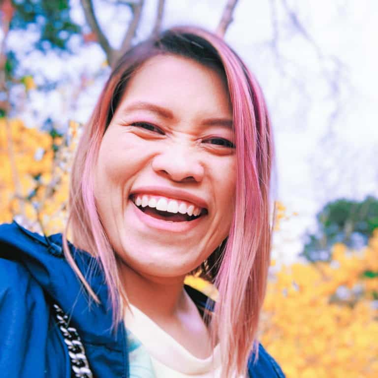 I'm glad to share this very first interview on the Living the Goodenough Life podcast! I chat with Daisy from Simple Not Stressful about her journey from being a workaholic and hoarder to a more simple and less stressful life (hence the name of her blog!), what she's learnt from five years of blogging, how she's making very remote studying work for her and much more!