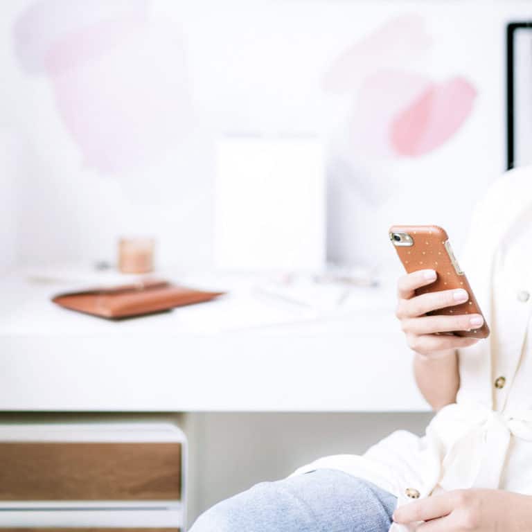 Showing your face on video is key to creating a connection with your audience and fostering trust. But showing up on camera can also feel scary. So, in this episode, I'm sharing nine tips for easing yourself into showing up on video if you're not feeling confident.